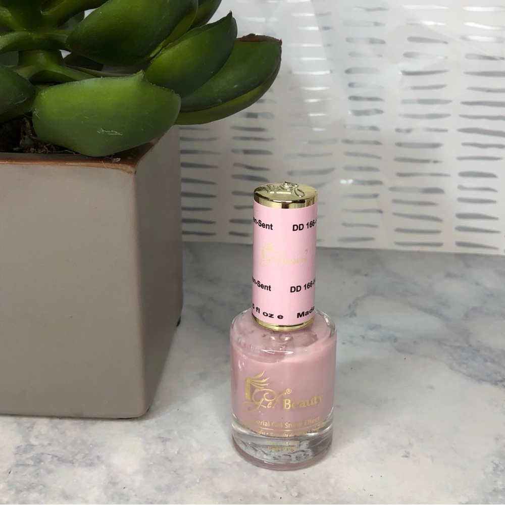 Pink Press-On Nails Elegant Accessories